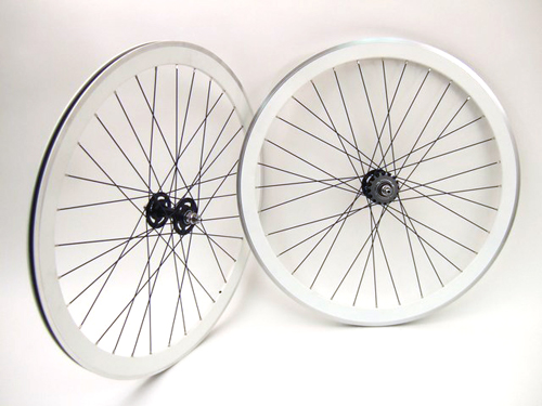 vuelta rim road bike wheelset shimano hubs