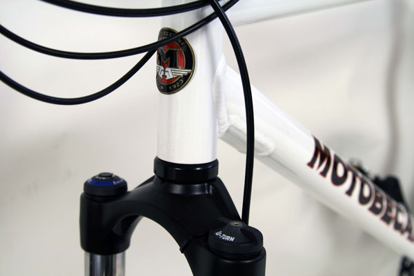 fcomp_white_fork5