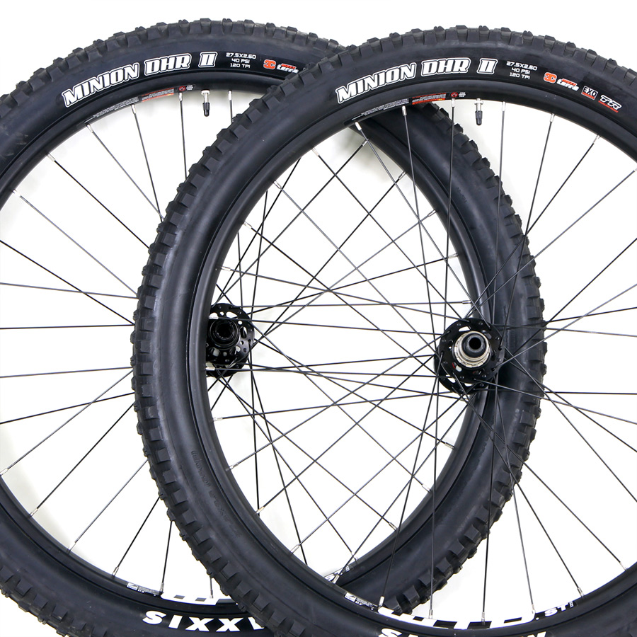 Quality WTB 27.5 inch ST i25 Disc Brake TCS Wheel Set with Maxxis High Roller 27.5 x 2.30 Tires Tubes Tubeless Ready 