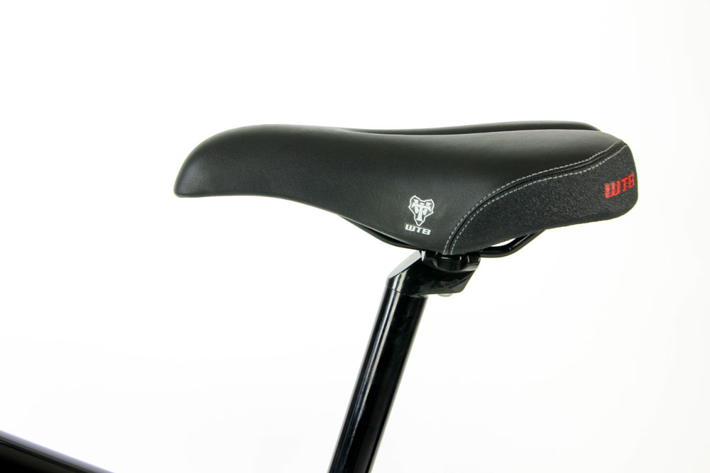 sample-fsx275ltd-blk-08