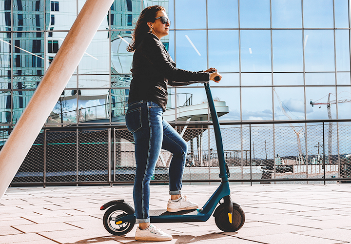 Kestrel eBikes / Electric Scooters on Sale 15MPH! Top Rated 350 Watt Power, Urban, Commuter, City Electric Scooters Kestrel Electric Scooter