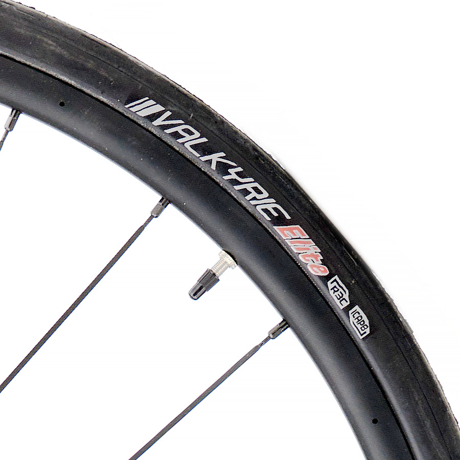 Advanced ELECTRONIC Shifting, Shimano Di2 105 12 Speed. INCREDIBLE Bike Deals at Bikesdirect Motobecane FLITE720 Di2 Aero, Fast Full Carbon, Aero Road Bikes
 Aero, Full Carbon Road Bikes with Hydraulic Disc Brakes