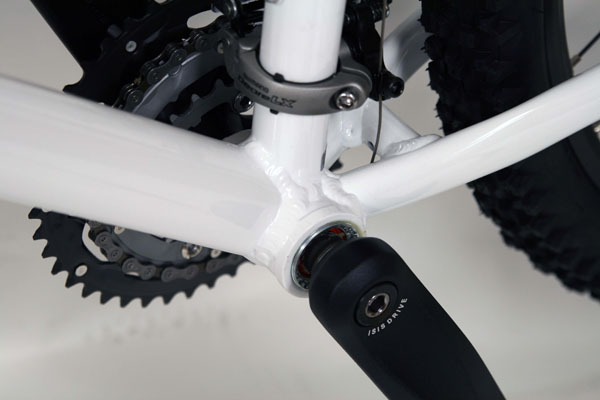 fcomp_white_seat3