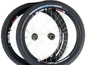 27 plus tubeless compatible wheelsets plus