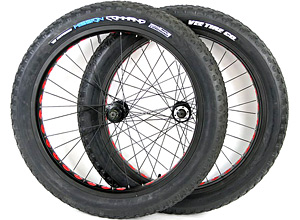 BullsEyeMonster FatBike 26" Axle/Spacing: QR FR135mm, QR RR170mm RearHub: FreeHub 7/8spd  Rim/Spoke: SV, ALU DISCBrake/BlackSteel